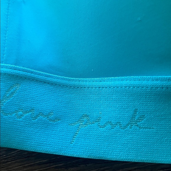 Pink by Victorias Secret Wear Everywhere bra NWT size 34C - Picture 2 of 8